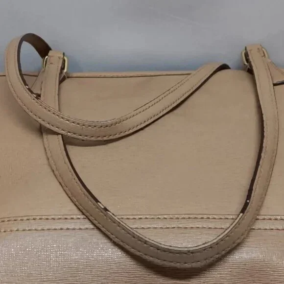 Coach East West City Tote Bag F23576 Tan Beige Saffiano Leather Shoulderbag GUC - Picture 7 of 16